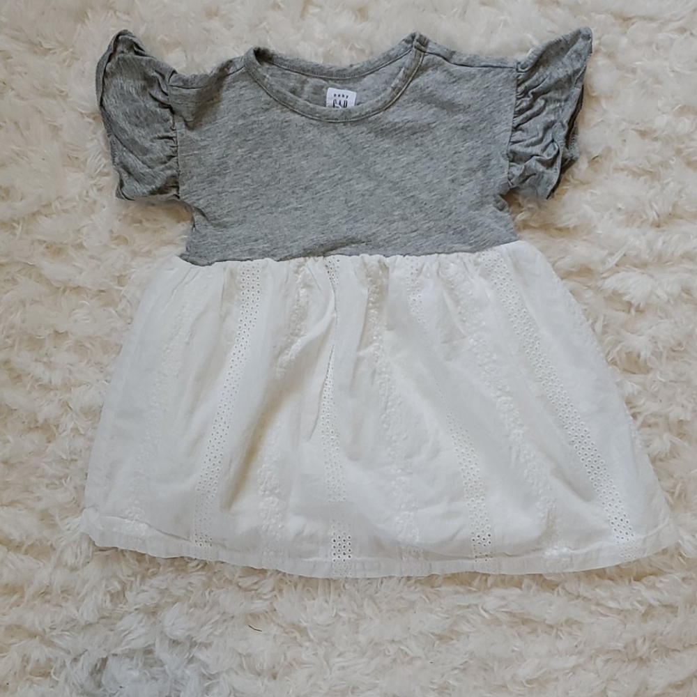 12-18 Month Baby Girls GAP Dress Eyelet bottom